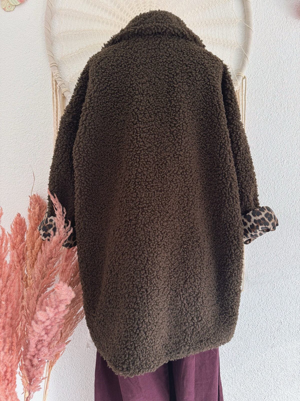 OVERSIZED TEDDYJACKE MIT LEODETAILS IN BRAUN - ONE SIZE -