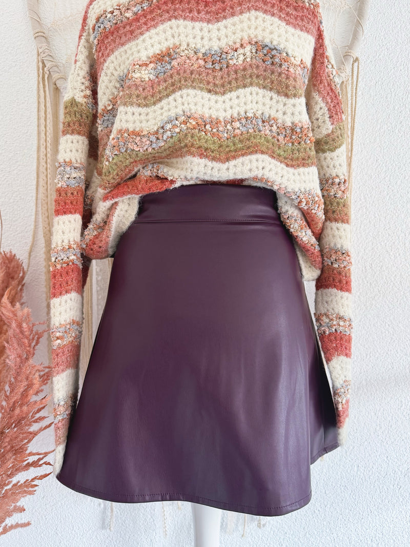 MINIROCK AUS KUNSTLEDER IN AUBERGINE - ONE SIZE -