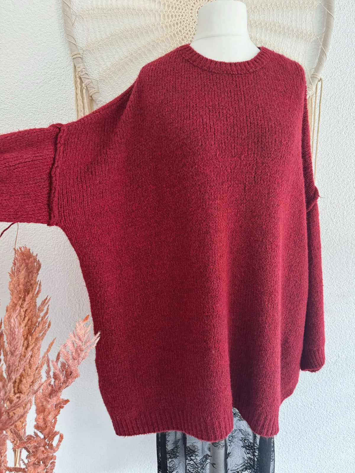 OVERSIZED LONG PULLOVER IN BORDEAUX - ONE SIZE -