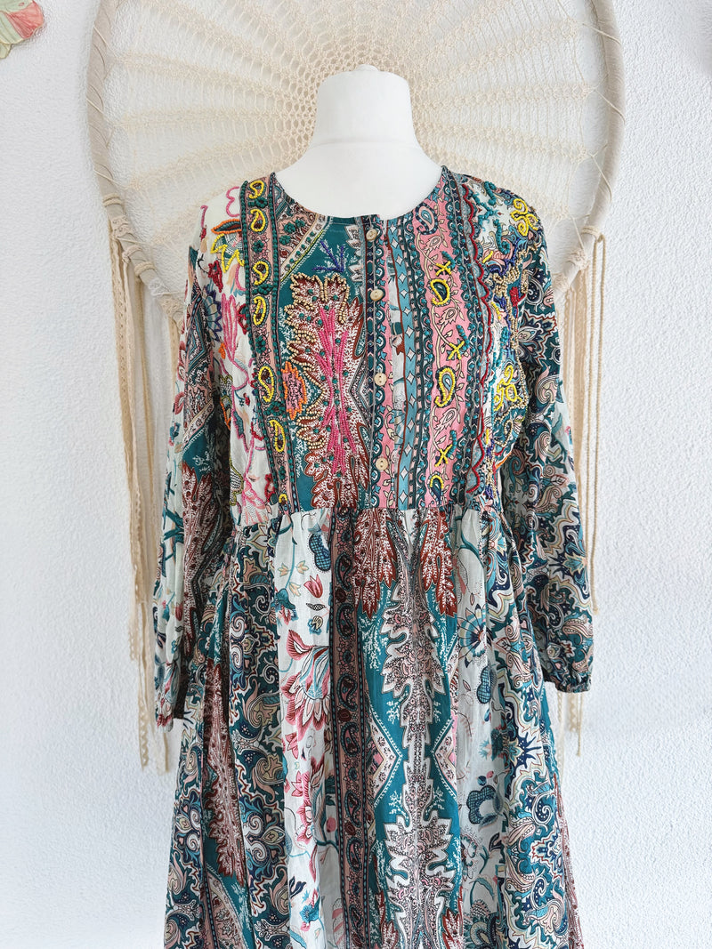 MIDIKLEID MIT PAISLEY PRINT UND BESTICKUNGEN - ONE SIZE