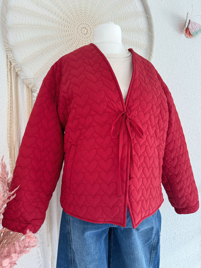 JACKE MIT GESTEPPTEN HERZCHEN - ONE SIZE