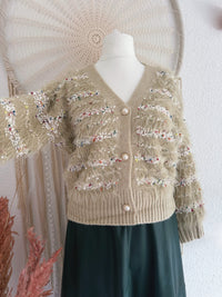 KUSCHELIGER CARDIGAN MIT KONFETTI WOLLE IN BEIGE - ONE SIZE -