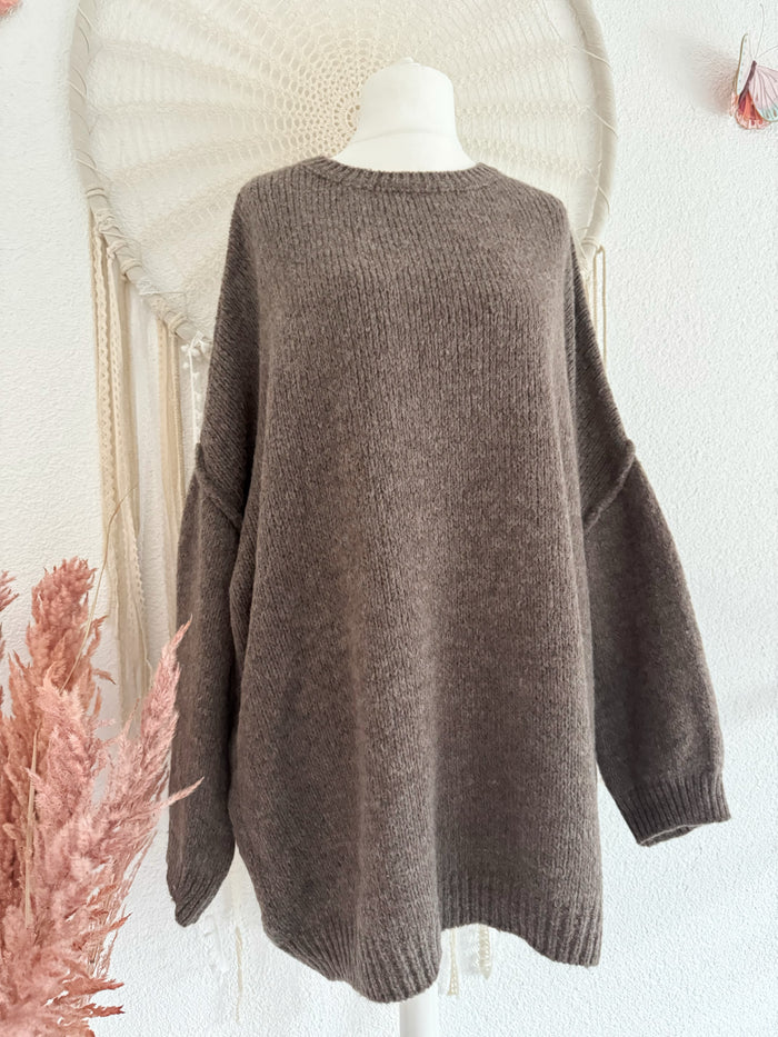 OVERSIZED LONG PULLOVER IN BRAUN - ONE SIZE -