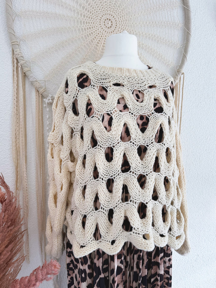 GROBSTRICKPULLOVER MIT LOCHMUSTER IN CREME - ONE SIZE -